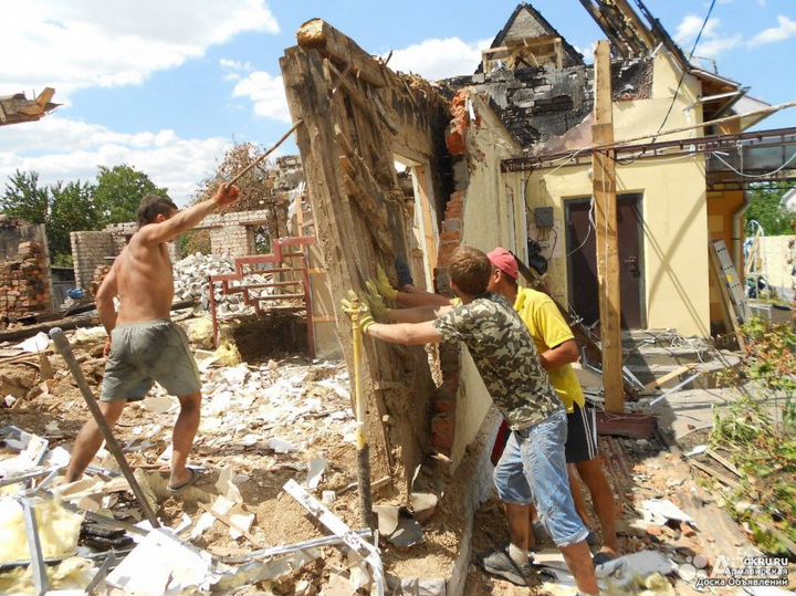 Демонтаж/Демонтаж дачи/демонтажные работы