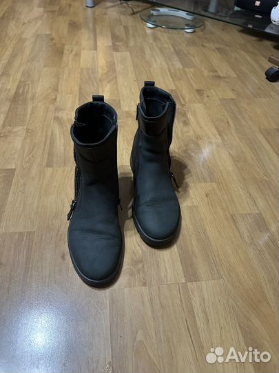 Ботинки осенние Ecco