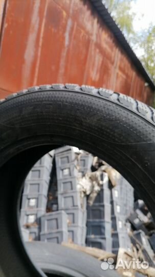 Kumho I'Zen RV KC15 225/55 R18 204ZR