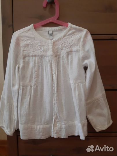 Блузка белая х/б в идеальном состоянии, на 8 лет