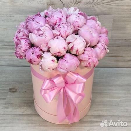 Пионы В шляпной коробке С доставкой