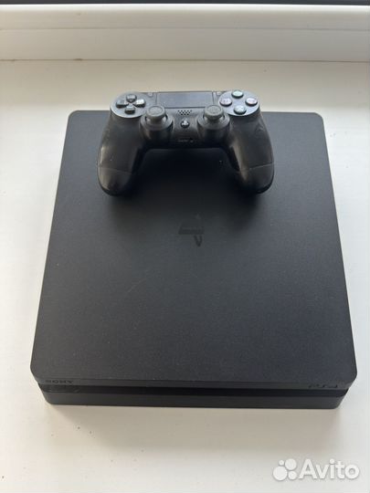 Sony Playstation 4 slim
