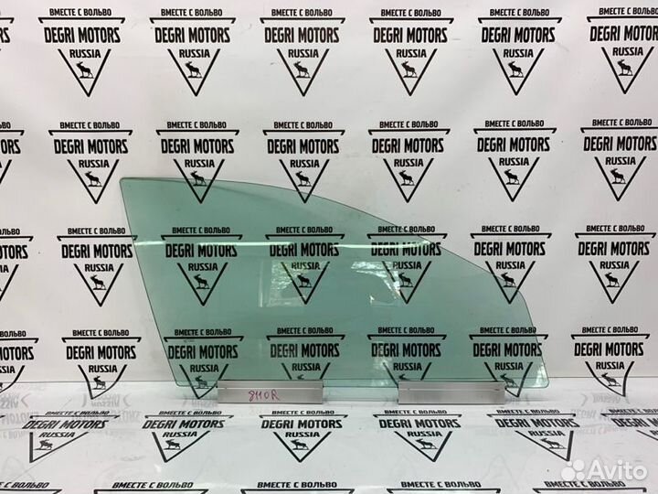 Стекло переднее правое Volvo S60 V70 XC70 оригинал