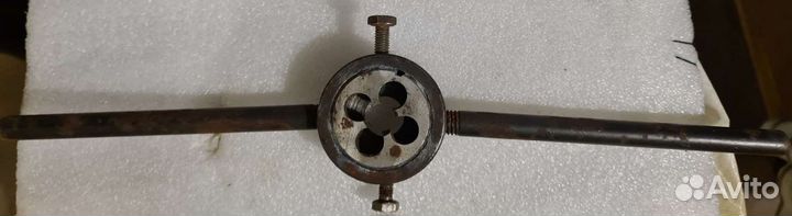 Свечной магнитный ключ