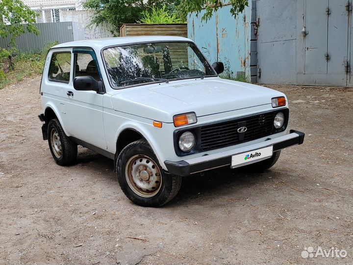 LADA 4x4 (Нива) 1.7 МТ, 2011, 130 000 км
