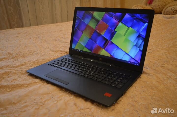 Отличный новый ноутбук HP для учебы,игр,бизнеса