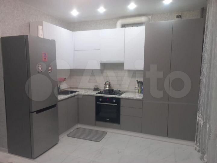 2-к. квартира, 72 м², 4/9 эт.