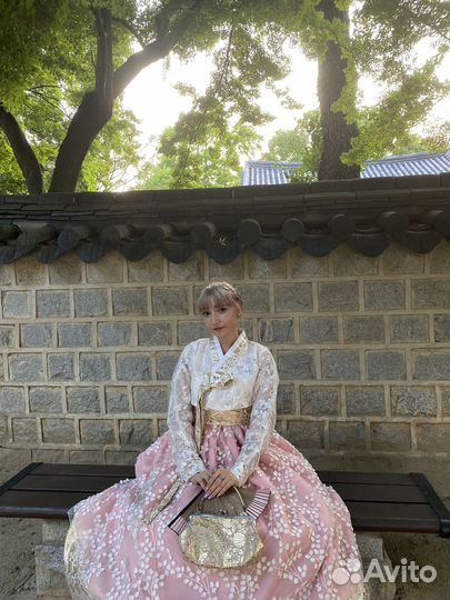 Репетитор по английскому языку/и помощь студентам