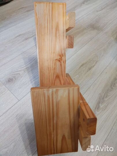 Полка настенная новая