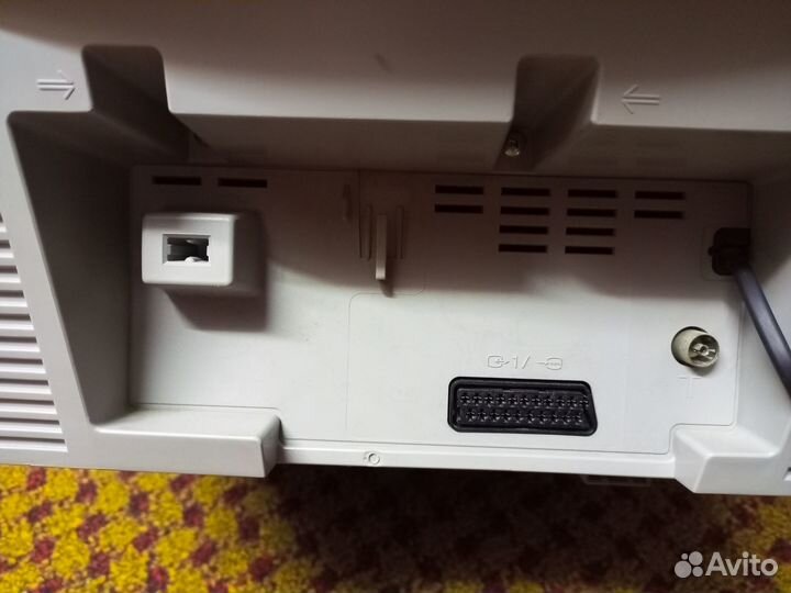 Телевизор Sony trinitron 21