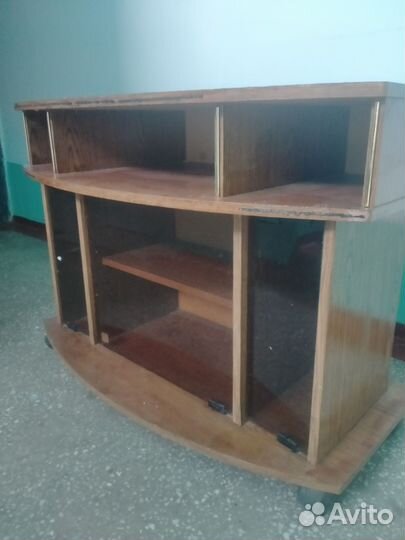 Тумба под телевизор