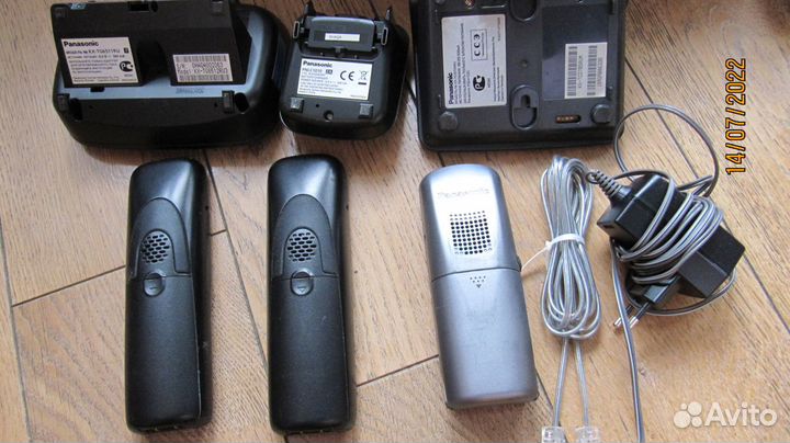 Домашние радиотелефоны Panasonic Sanyo пакетом