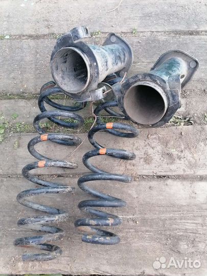 Пружины задние