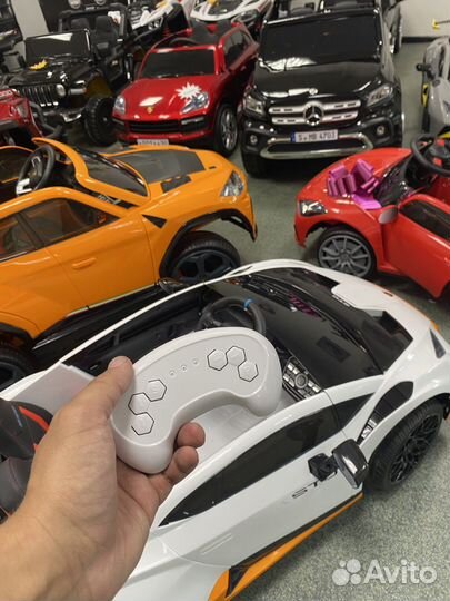 Детский электромобиль с пультом