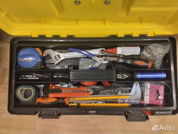 Повесить полку, собрать стол, починить кран