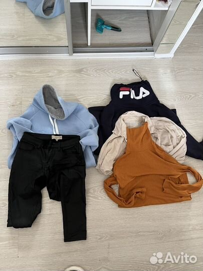 Листайте, пакет хороших фирменных женских вещей