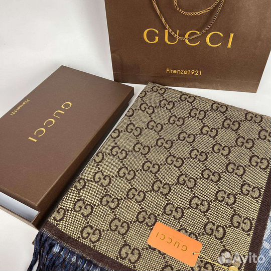 Шарф палантин Gucci