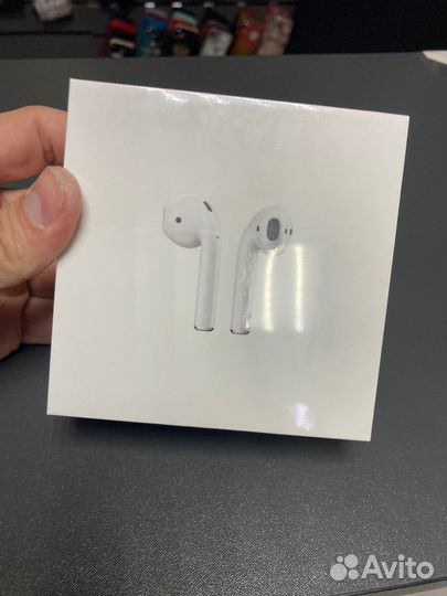 Новые Apple AirPods 2