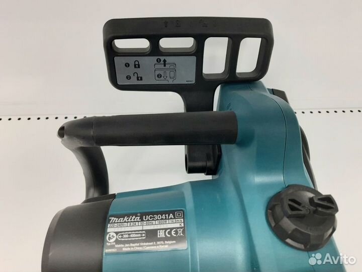 Пила цепная сетевая UC3041A Makita