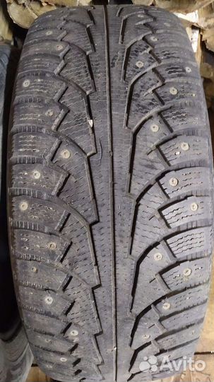 Nokian Tyres Hakkapeliitta 5 SUV 275/60 R18 117T