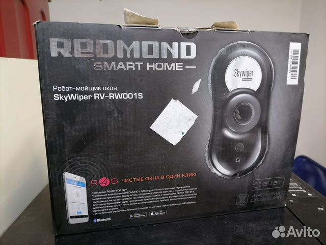 Умный робот-мойщик окон redmond SkyWiper RW001S