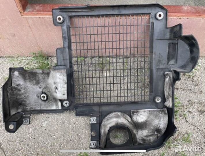 Крышка двс 1KD большая