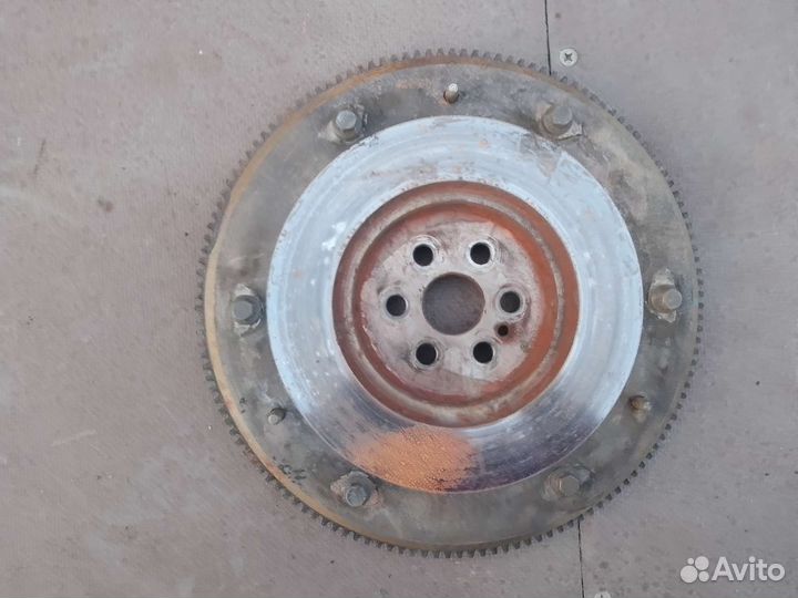 Маховик ford focus 1.Объем 1,6