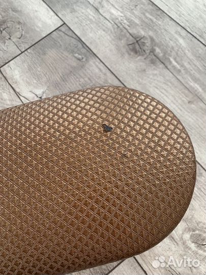 Подставка для рук маникюрная