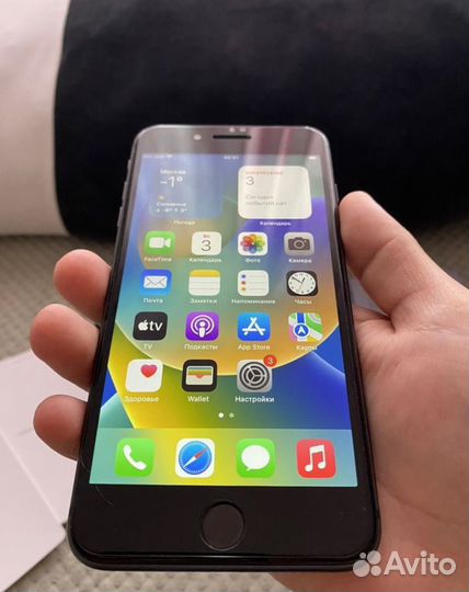 iPhone 8 Plus, 128 ГБ