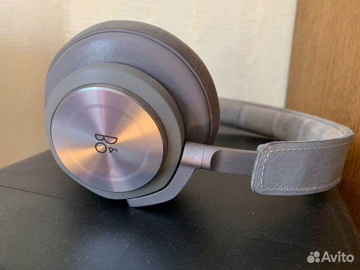 Беспроводные наушники Bang & Olufsen Beoplay H7