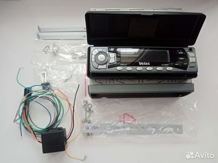 Автомагнитола кассетная Velas