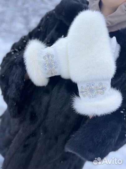 Варежки женские норковые