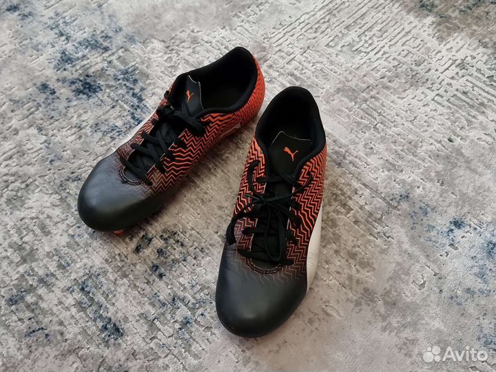 Детская футбольная форма. Бутсы 37 размера