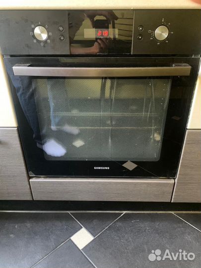 Духовой шкаф и варочная панель