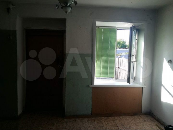 Дом 33,8 м² на участке 1 сот.