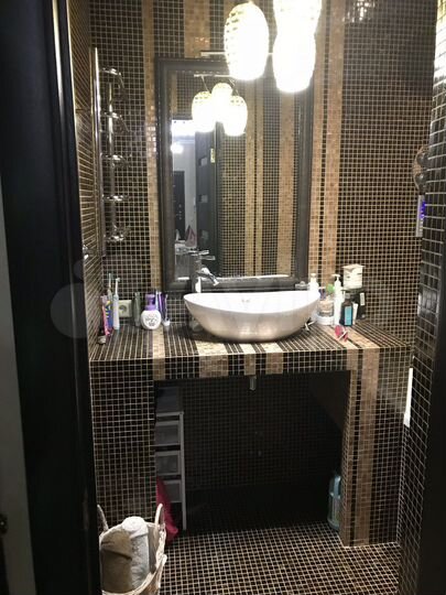 2-к. квартира, 60,9 м², 1/5 эт.