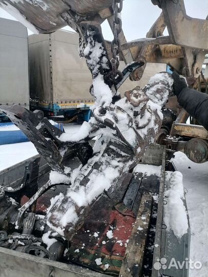 Середина переднего ведущего моста мтз 82