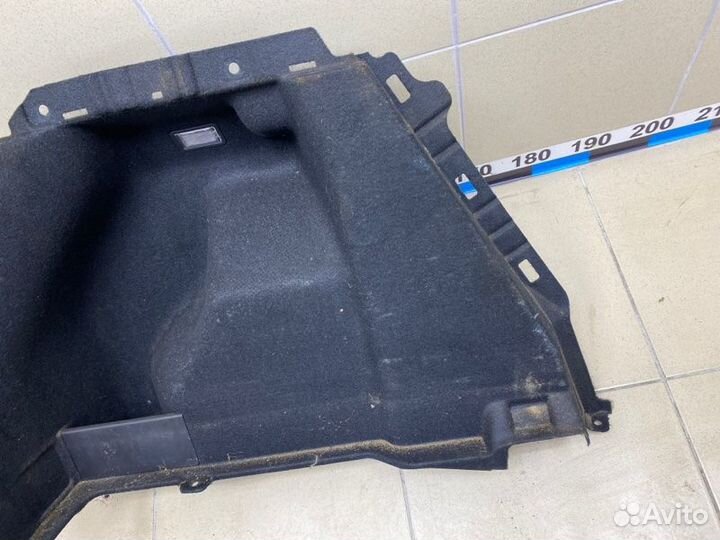 Обшивка багажника задняя левая Hyundai I30 1.4