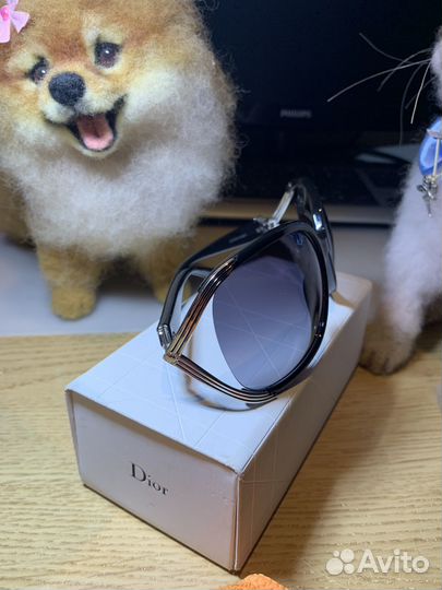 Солнцезащитные очки женские Dior
