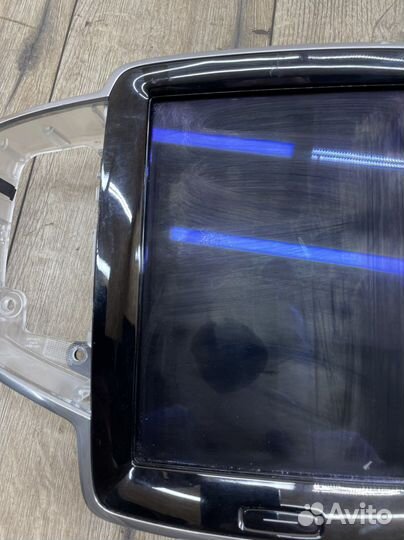 Дисплей информационный Volvo XC90