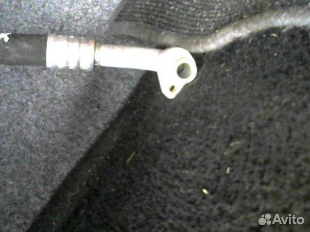 Трубка кондиционера Mercedes-Benz E W211 A21183010