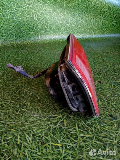 Фонарь задний правый Митсубиси Диамант 3.0л 1995г