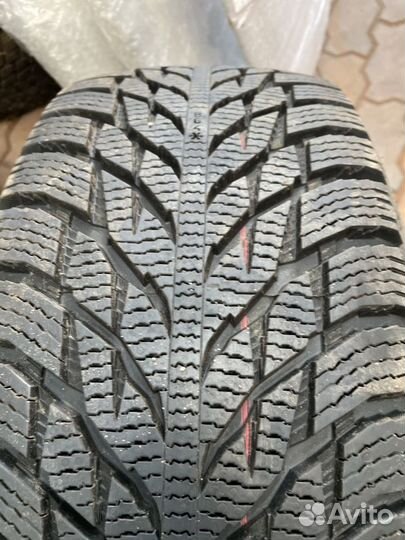 Nokian Tyres Hakkapeliitta R3 SUV 215/55 R18 99R