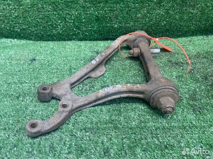 Рычаг передний левый Ваз Нива
