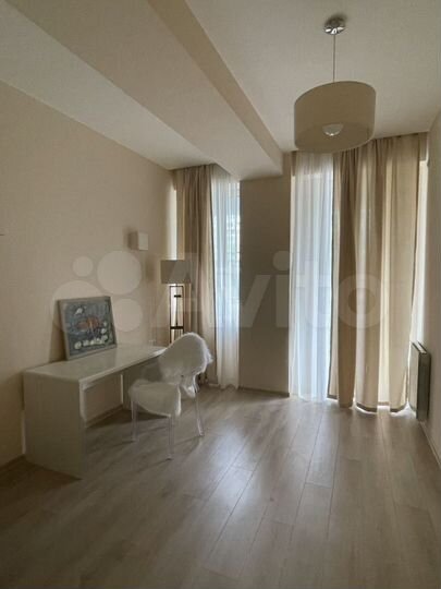 4-к. квартира, 154 м² (Грузия)