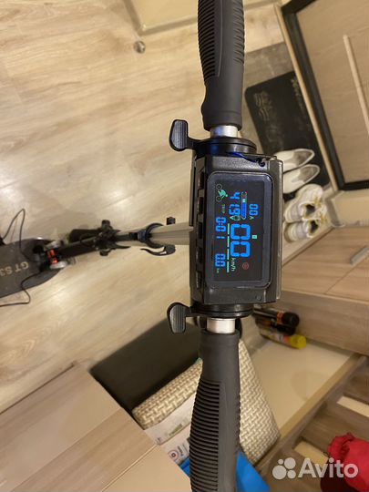 Электросамокат бу GT S3 PRO