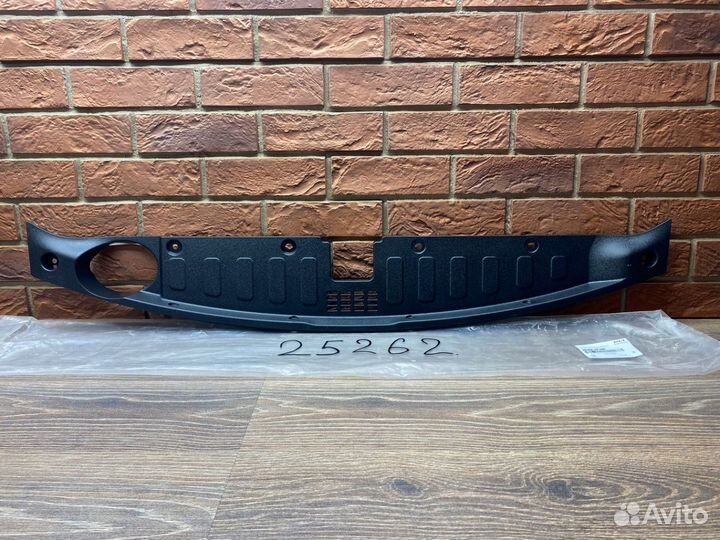 Кожух замка капота Kia Sorento Xm 2009-2020 Новый