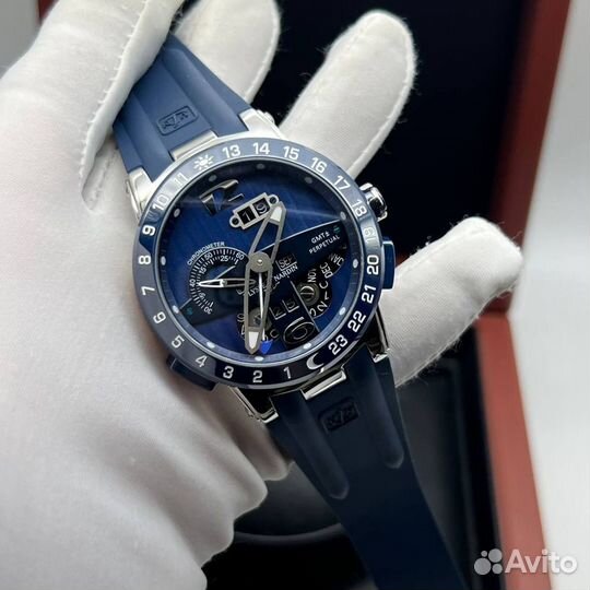 Часы Ulysse Nardin El Toro GMT Blue