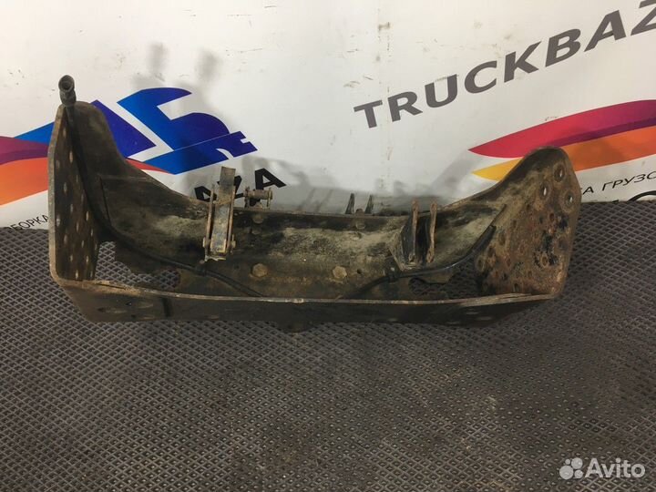 Крюк буксировочный MAZ 5440