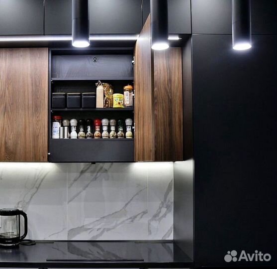 Кухня в потолок на заказ